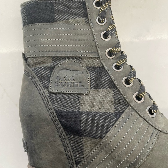 Sorel Lexie Wedge Boot Women’s 8.5 Green Plaid Alpine Tundra Winter Waterproof - Picture 6 of 9